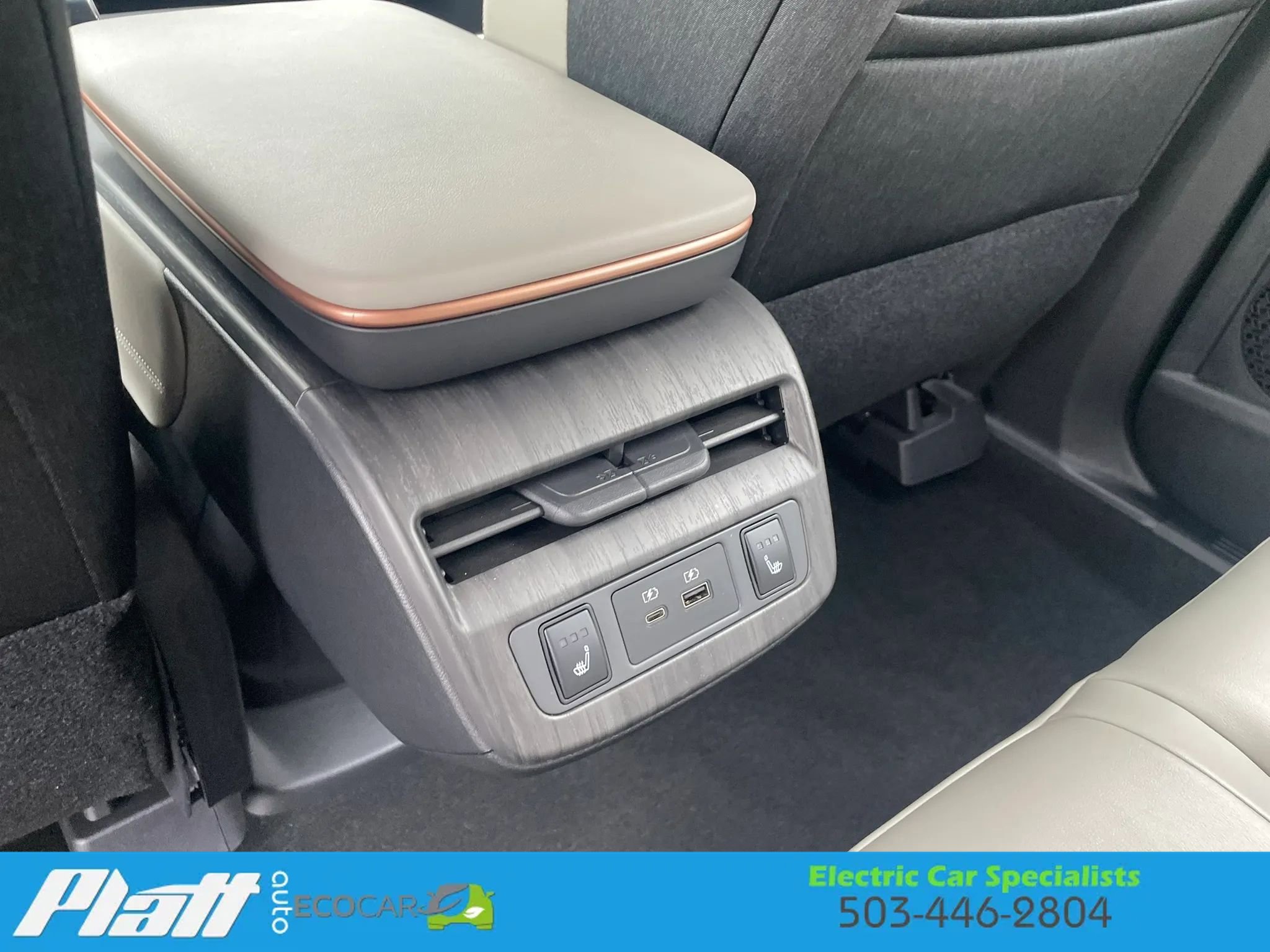 Used 2024 Nissan Ariya FWD image 46