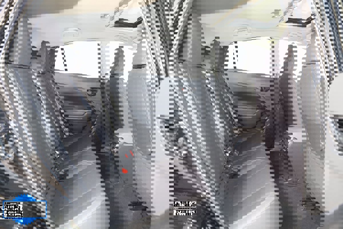 Used 2025 Subaru Crosstrek 2.0i Premium image 13