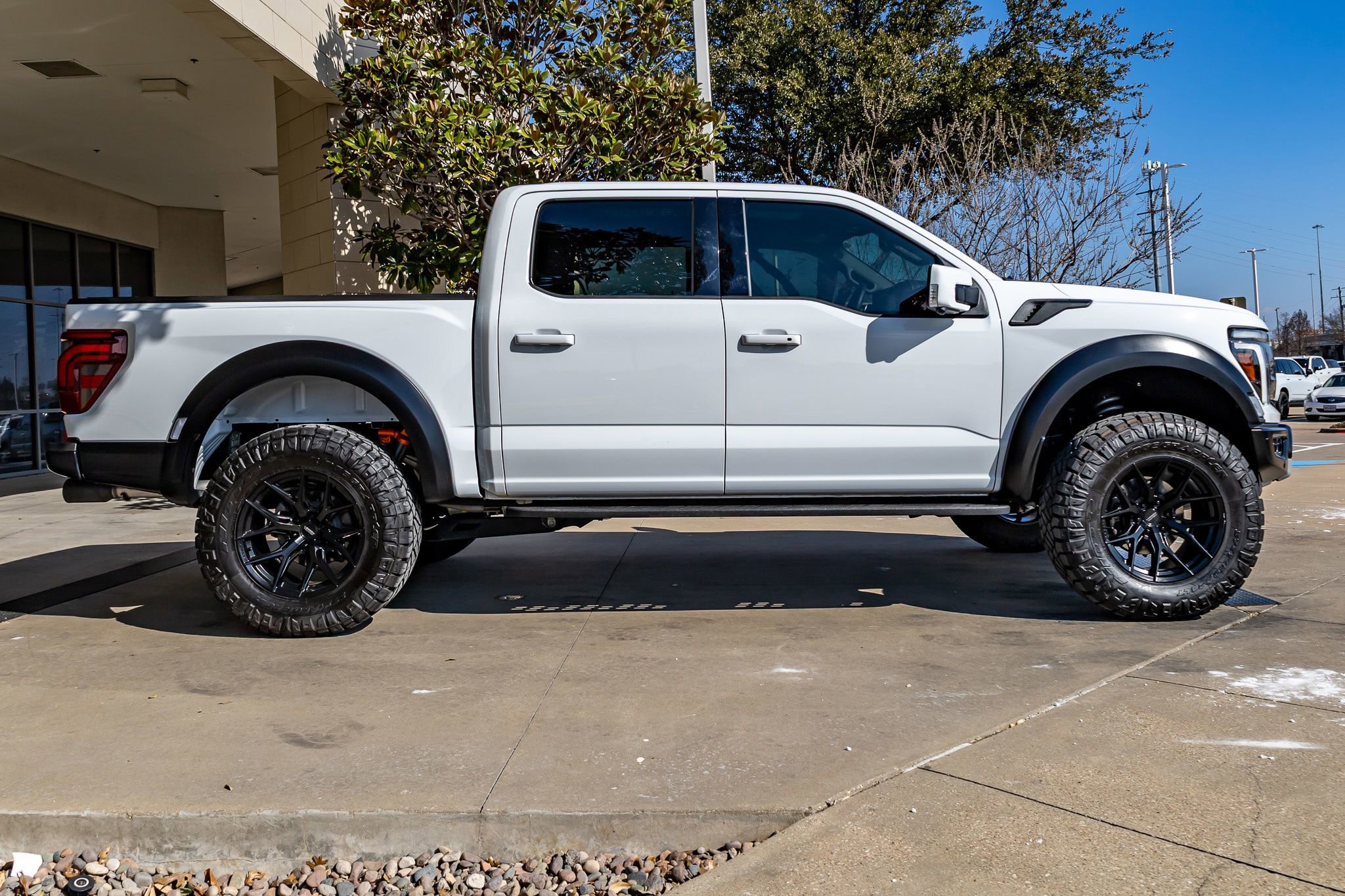 Used 2024 Ford F150 Raptor image 11