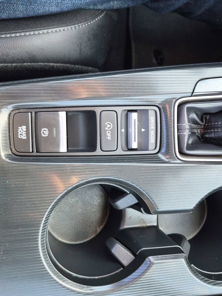 Used 2024 Honda Civic Sport image 27