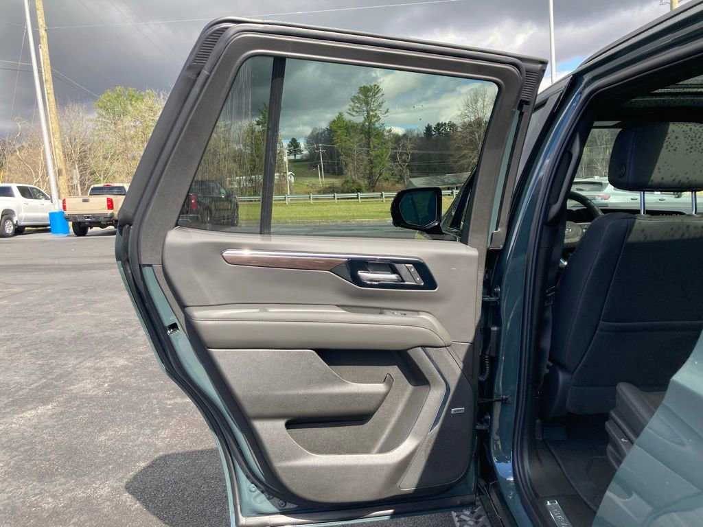 New 2026 Chevrolet Tahoe Z71 w/ Comfort Package image 32