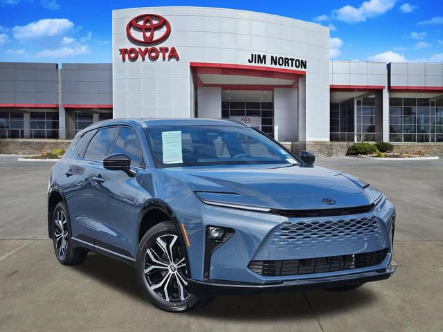 Used 2026 Toyota Crown Signia image 1