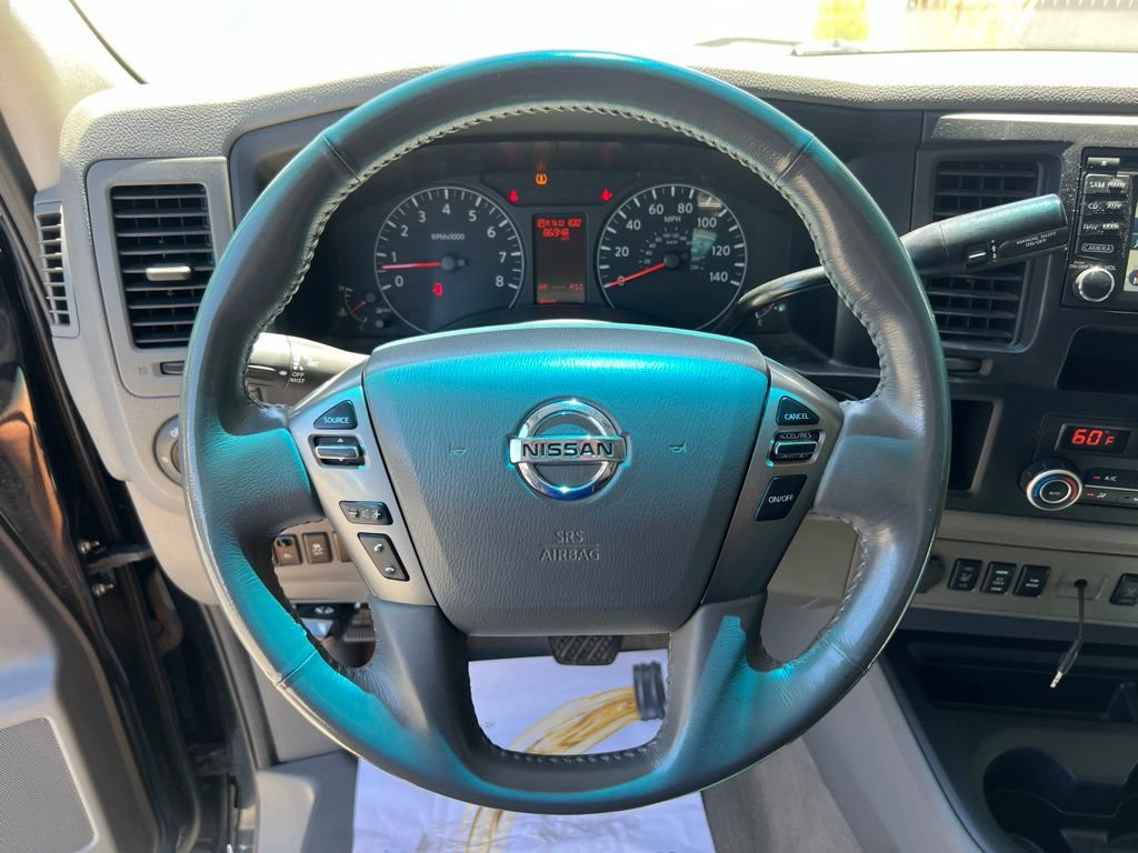Used 2016 Nissan NV 3500 SL RWD image 11