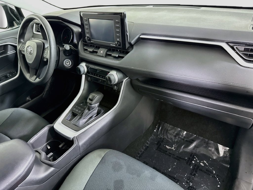 Certified 2022 Toyota RAV4 LE AWD/4WD image 31