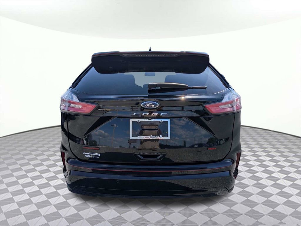Used 2022 Ford Edge ST-Line image 4
