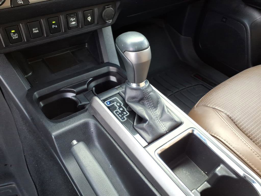 Used 2017 Toyota Tacoma Limited image 20