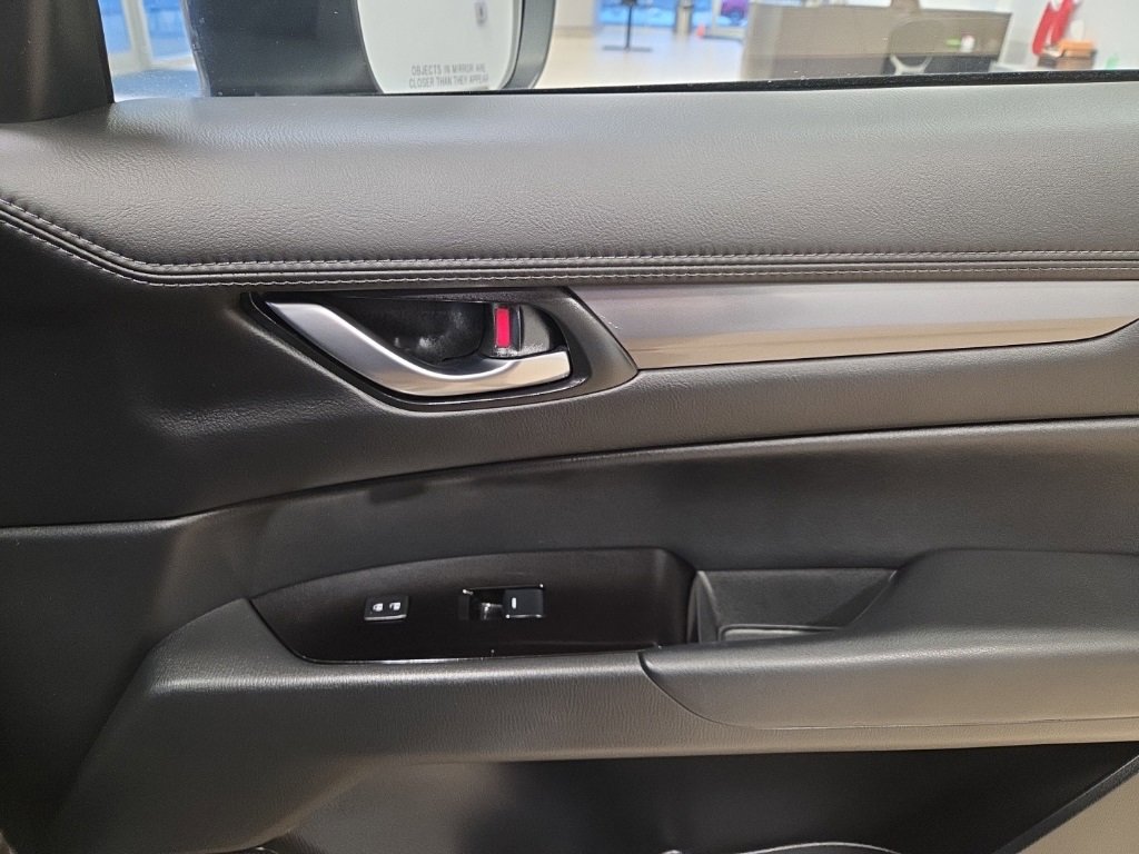 Used 2025 MAZDA CX-5 AWD 2.5 S w/ Preferred Package image 19