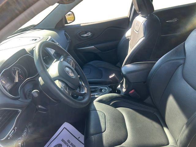 Used 2022 Jeep Cherokee Latitude Lux w/ Sun & Sound Group image 10