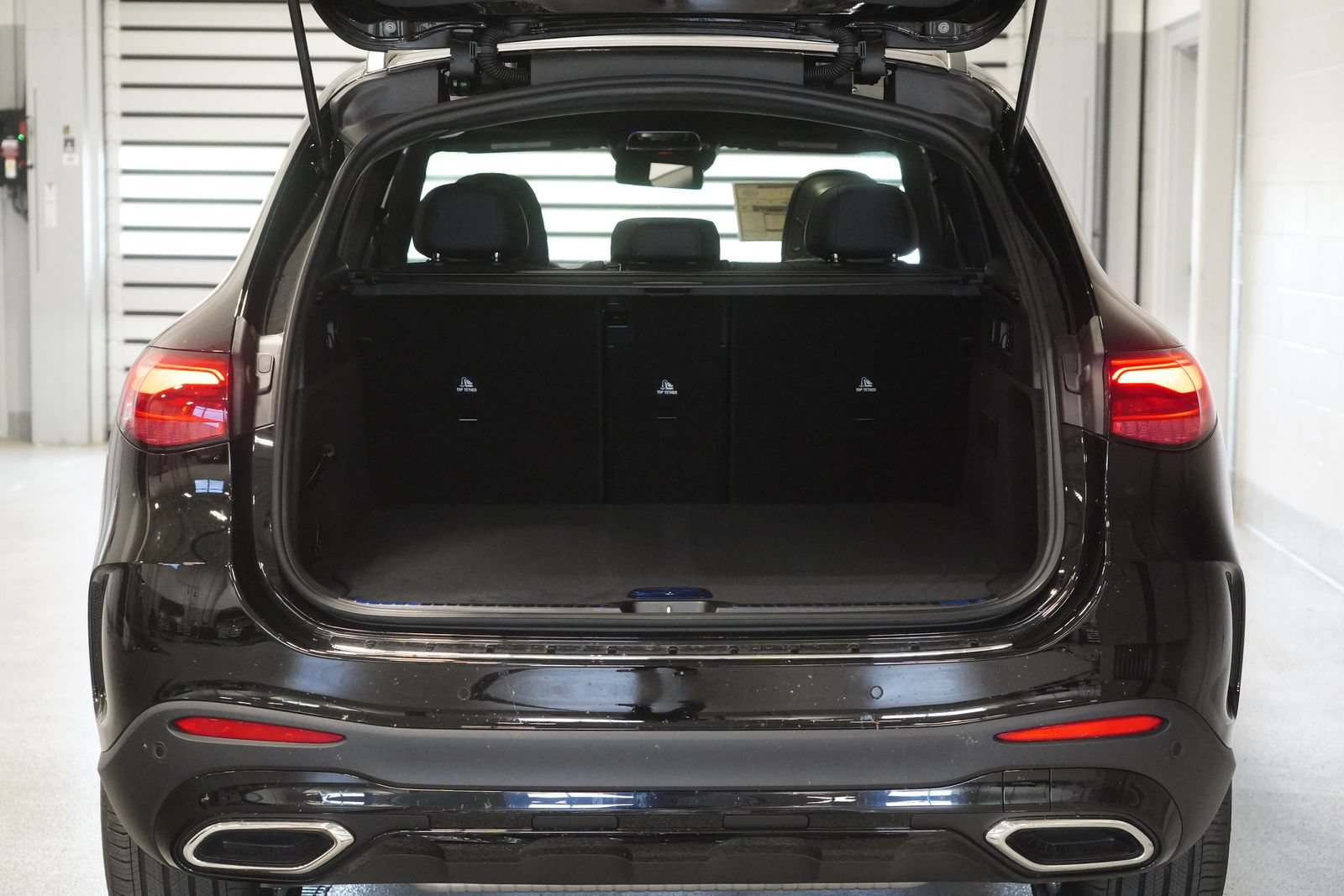New 2026 Mercedes-Benz GLC 300 4MATIC image 32