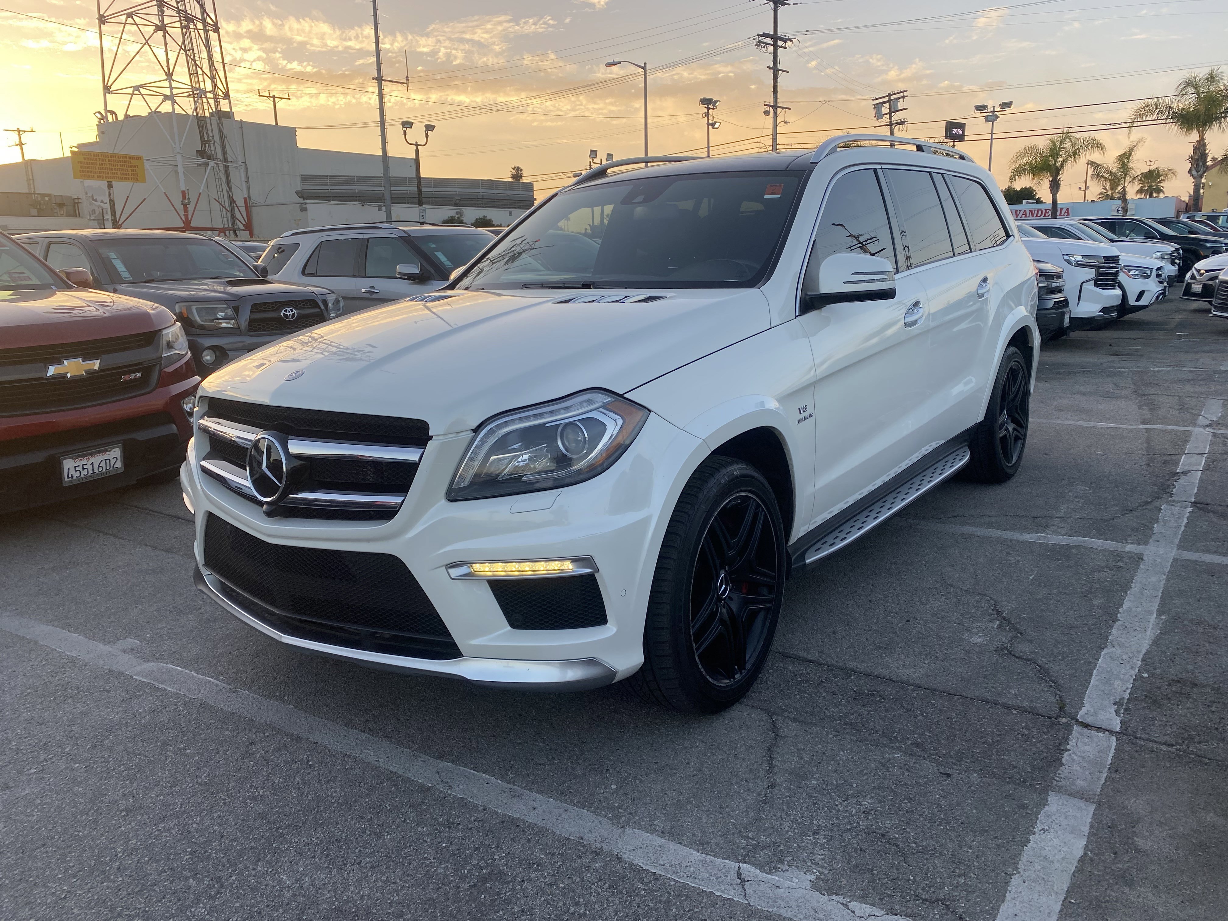 Used 2016 Mercedes-Benz GL 63 AMG 4MATIC image 2