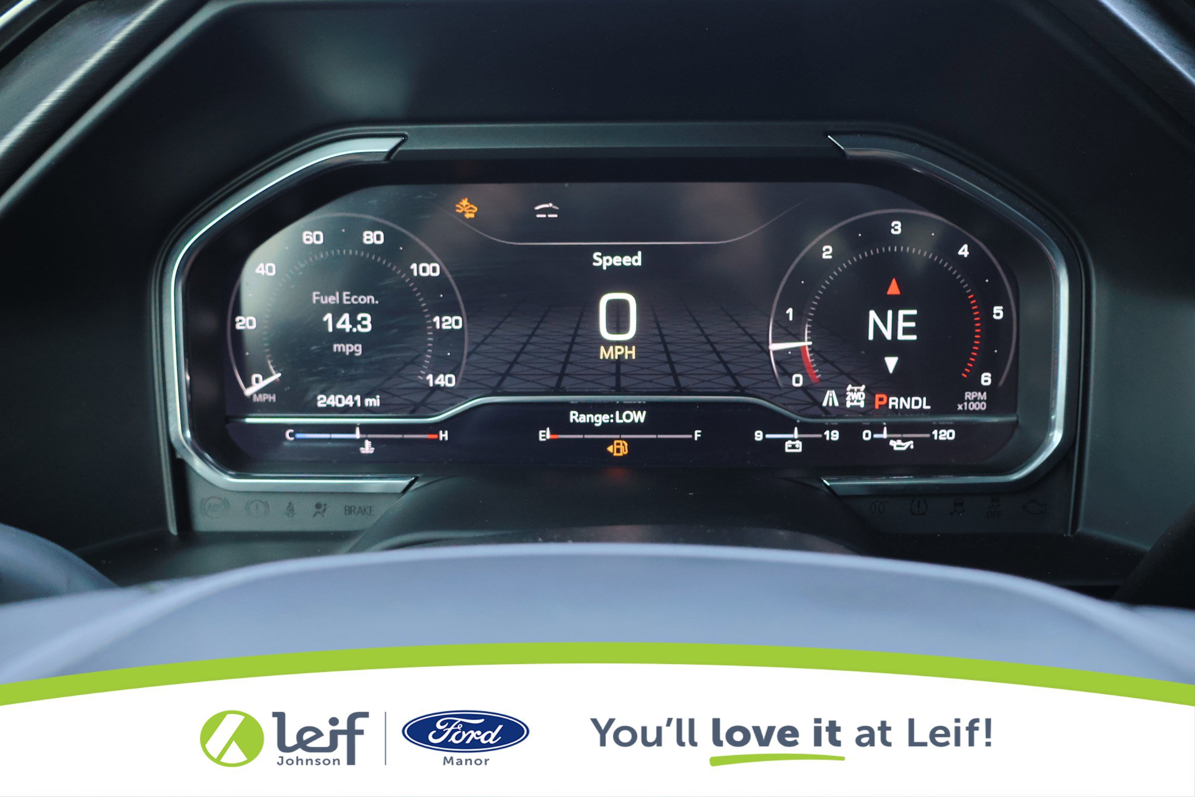 Used 2024 GMC Sierra 2500 AT4 w/ Technology Package image 21