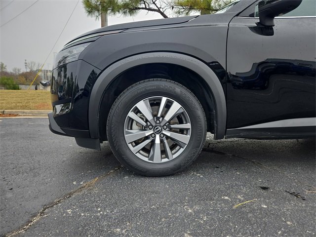 Certified 2025 Nissan Pathfinder SL image 37