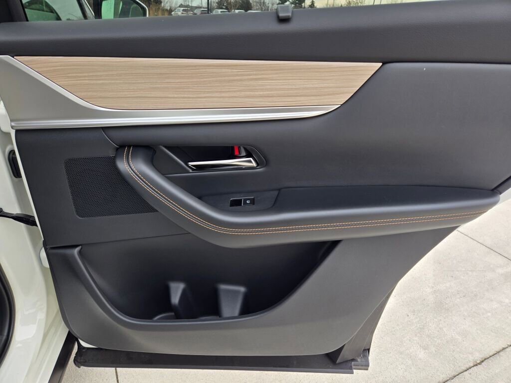 New 2026 MAZDA CX-90 3.3 Turbo w/ Preferred Package image 11