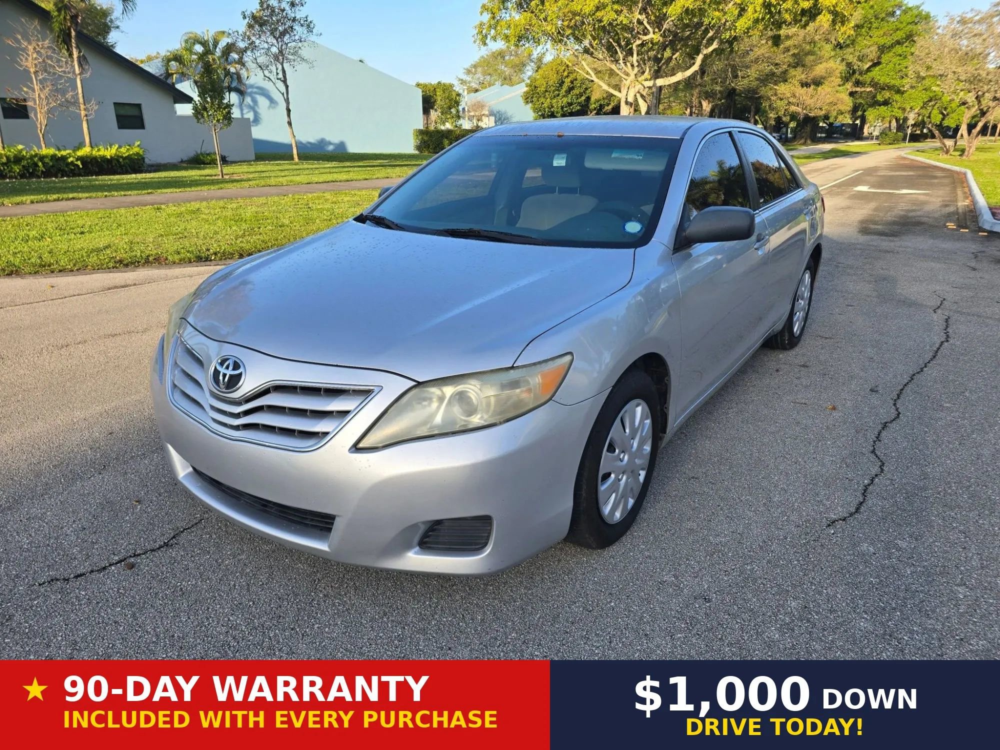 Used 2011 Toyota Camry FWD image 1