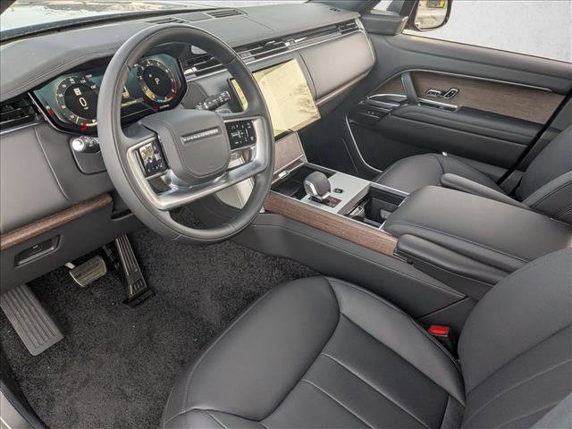 New 2025 Land Rover Range Rover Long Wheelbase SE video 3