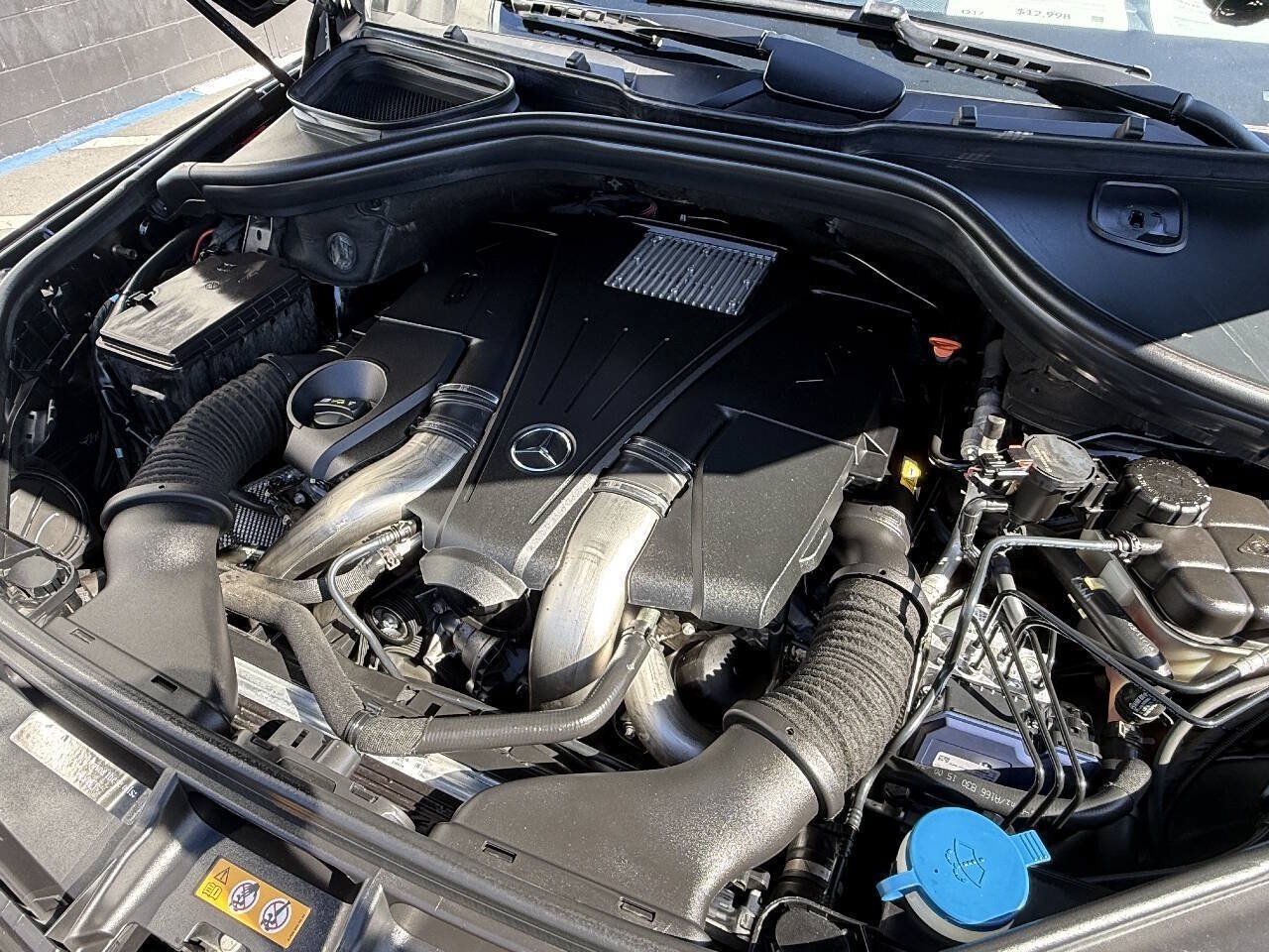 Used 2014 Mercedes-Benz ML 550 4MATIC image 24