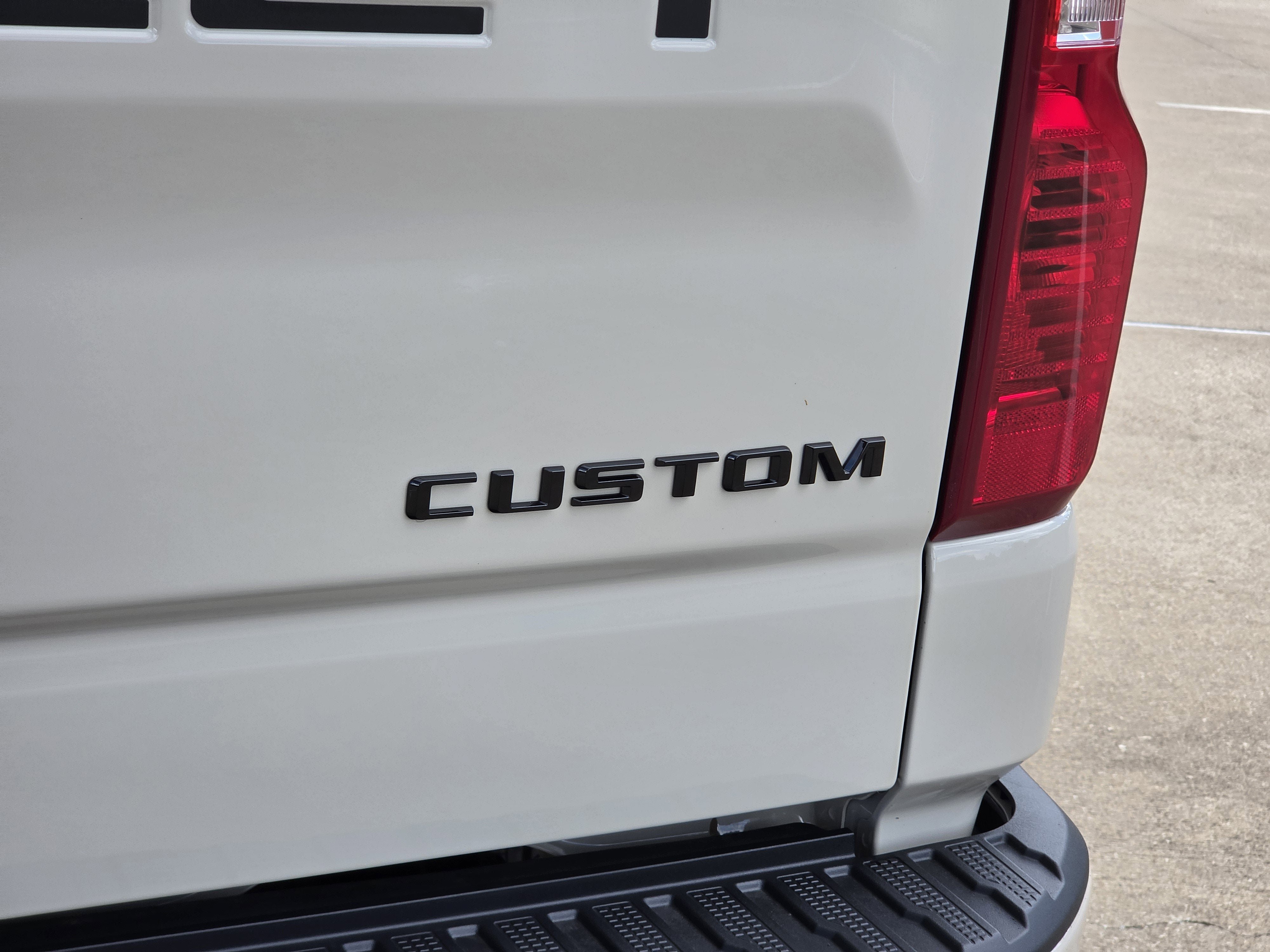 New 2026 Chevrolet Silverado 1500 Custom w/ LPO, Dark Essentials Package RWD image 5