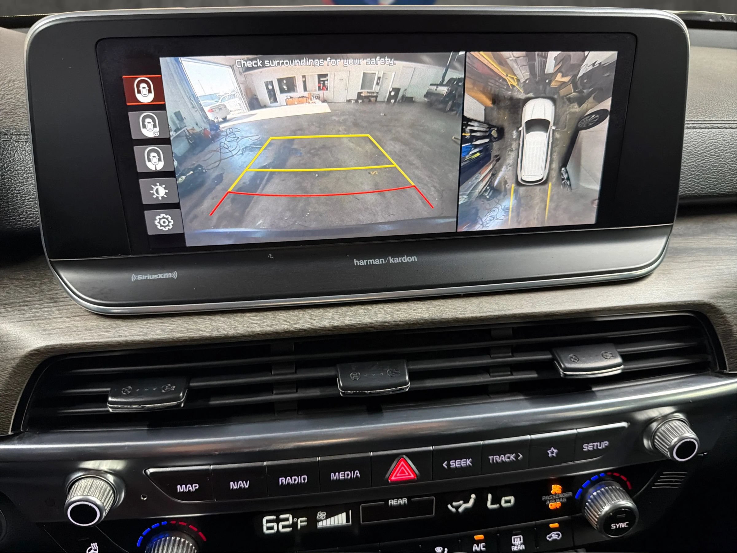 Used 2020 Kia Telluride SX w/ SX Prestige Package AWD/4WD image 19
