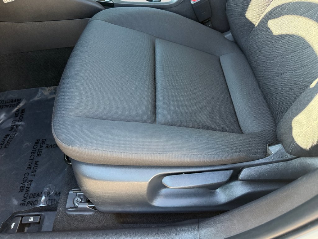 Used 2025 Toyota Corolla LE FWD image 24