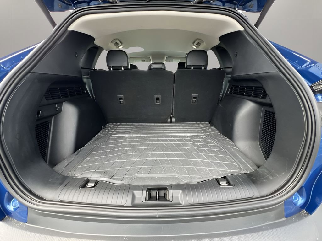 Used 2023 Ford Escape Platinum image 25