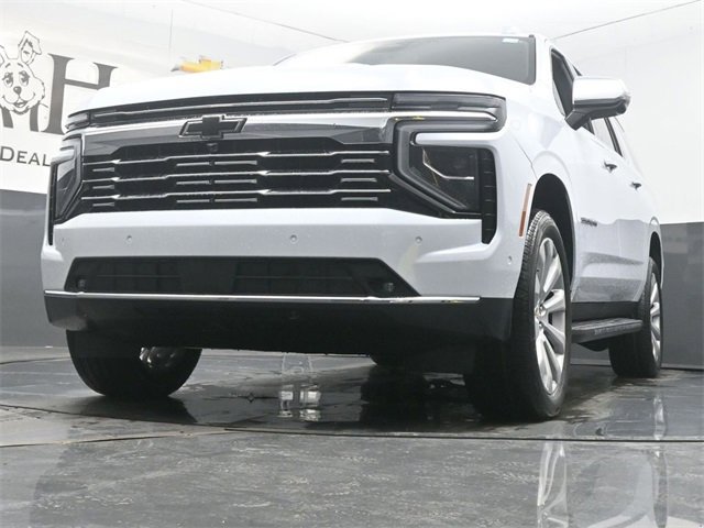New 2026 Chevrolet Suburban Premier image 4