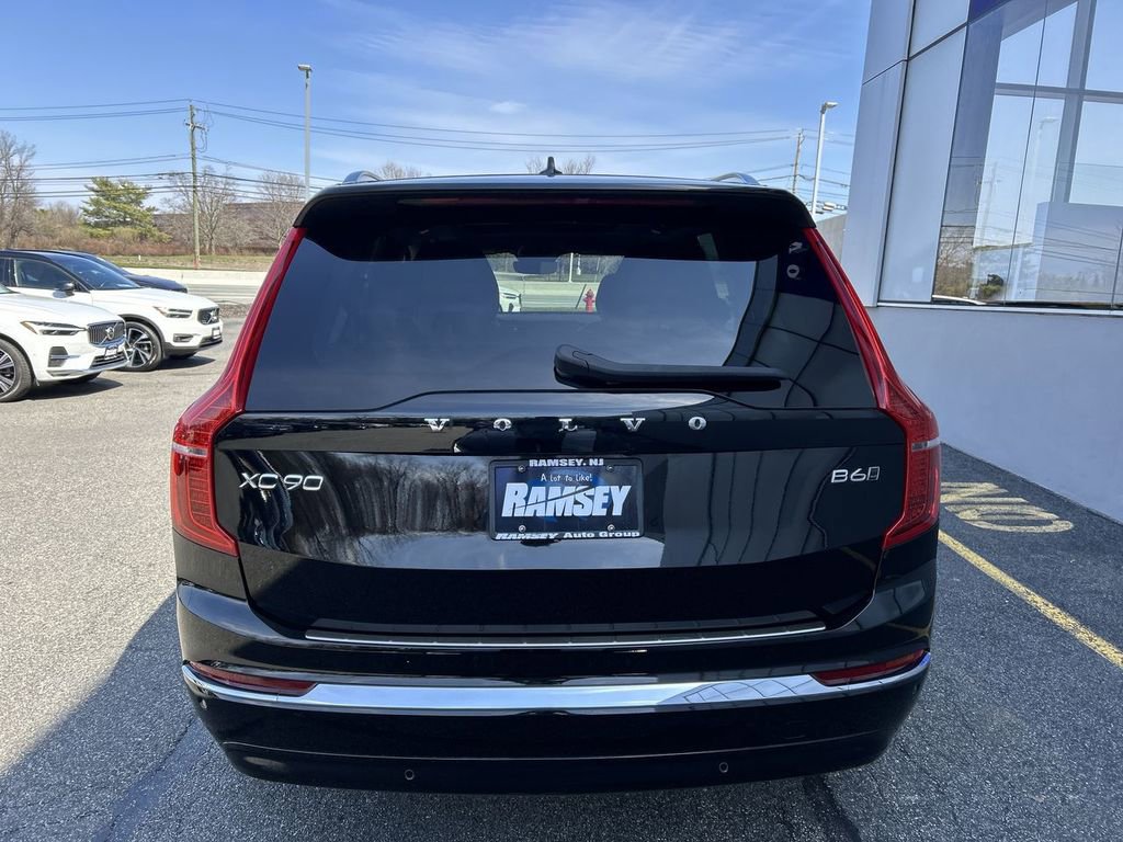 Certified 2023 Volvo XC90 B6 Plus w/ Protection Package image 27