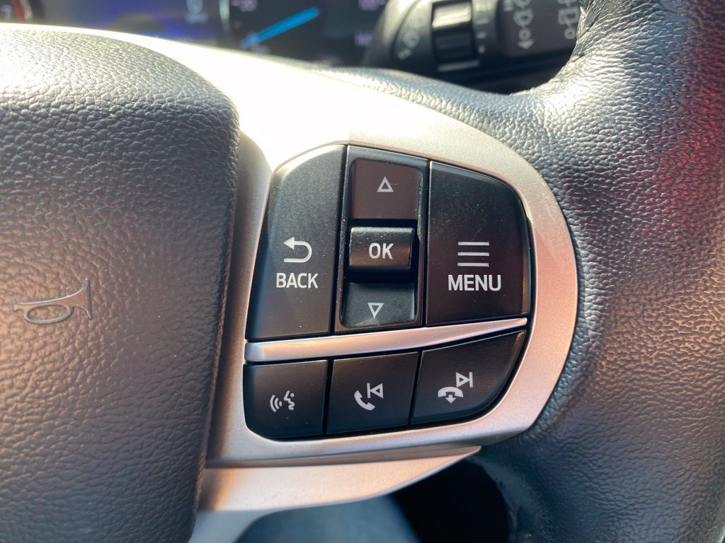 Used 2022 Ford Explorer XLT w/ Equipment Group 202A AWD/4WD image 28