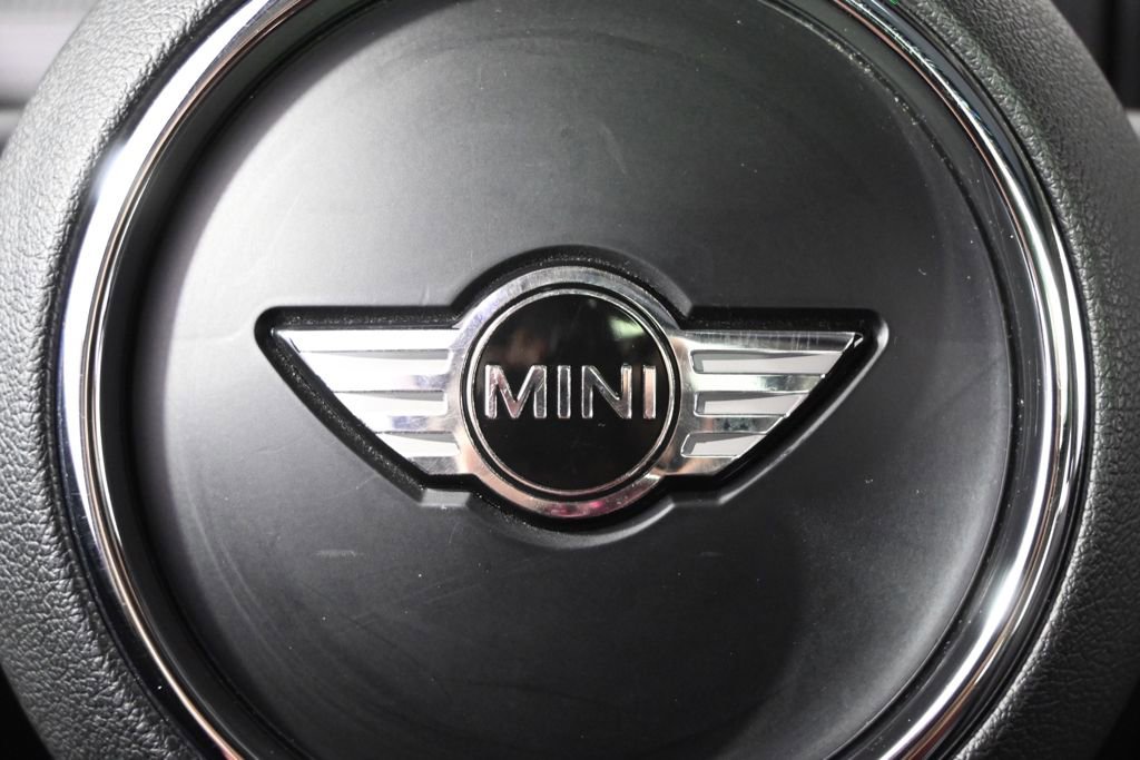 Used 2016 MINI Cooper 4-Door Hardtop image 34