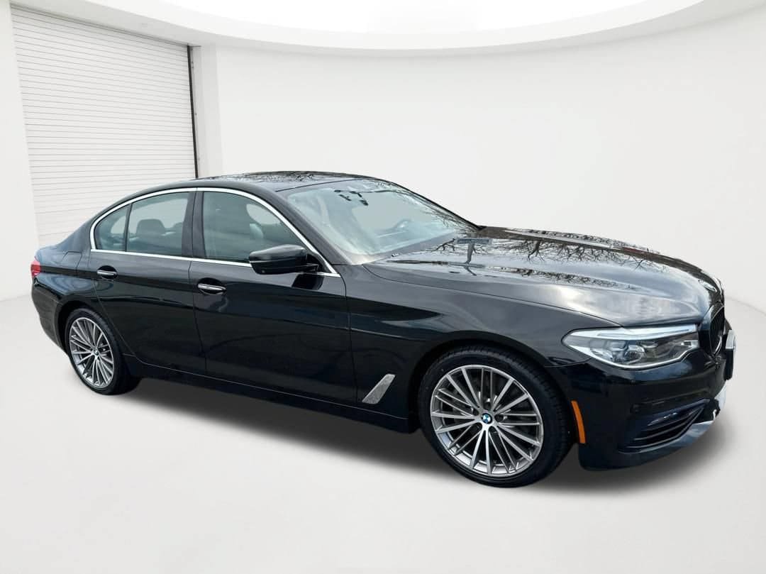 Used 2017 BMW 540i xDrive AWD/4WD image 3