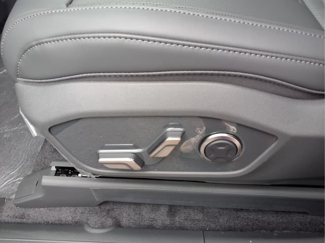 New 2026 Kia EV9 Wind AWD/4WD image 15
