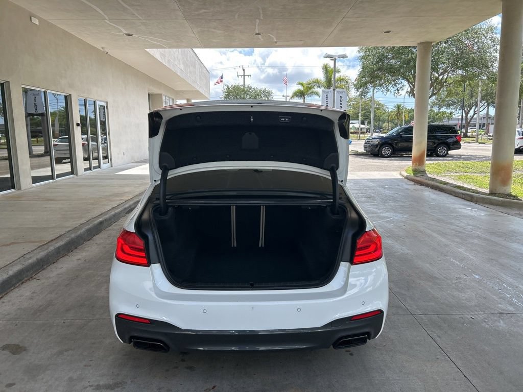 Used 2019 BMW M550i xDrive w/ Dynamic Handling Package AWD/4WD image 39
