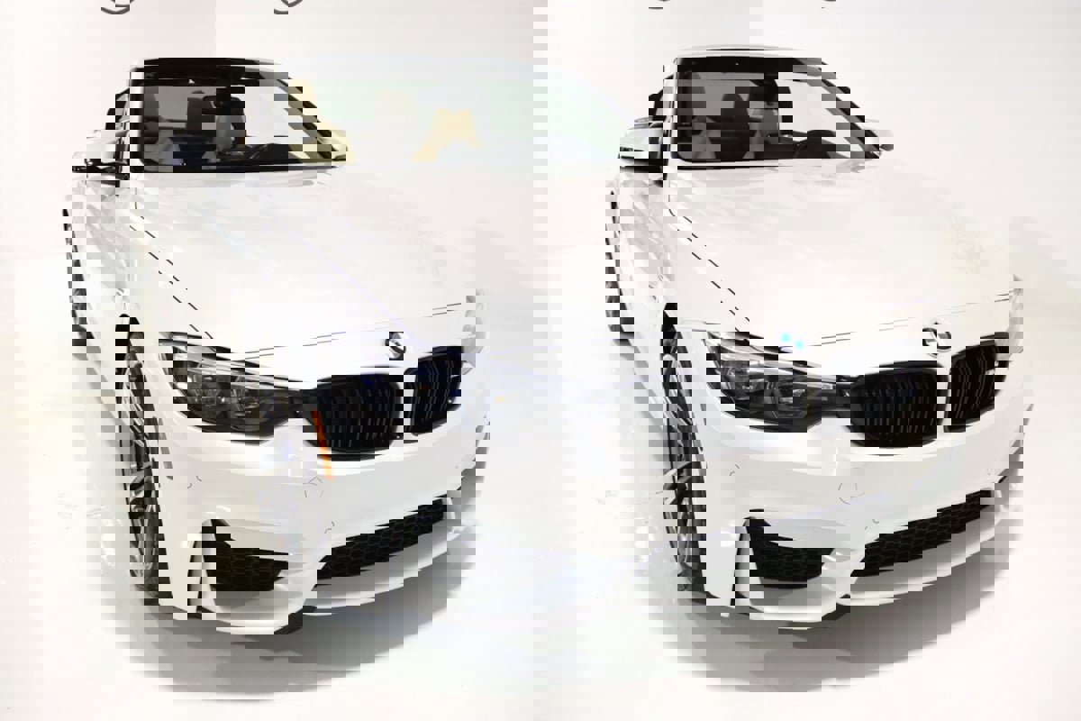 Used 2018 BMW M4 Convertible image 29