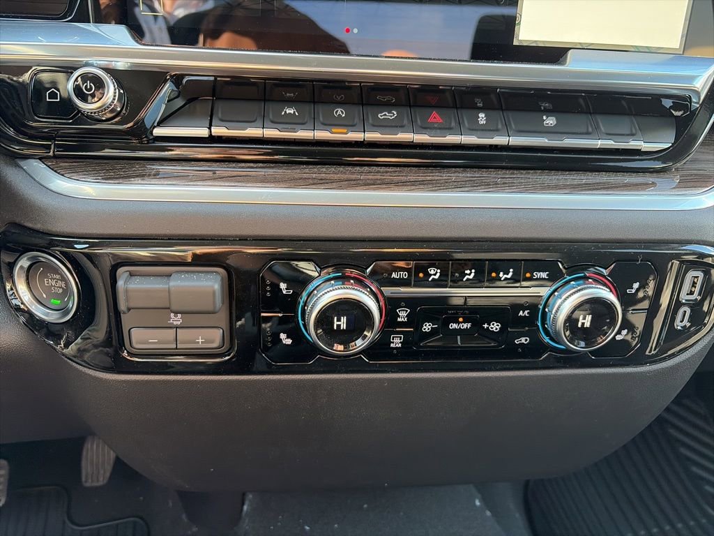 New 2026 GMC Sierra 1500 Elevation image 16