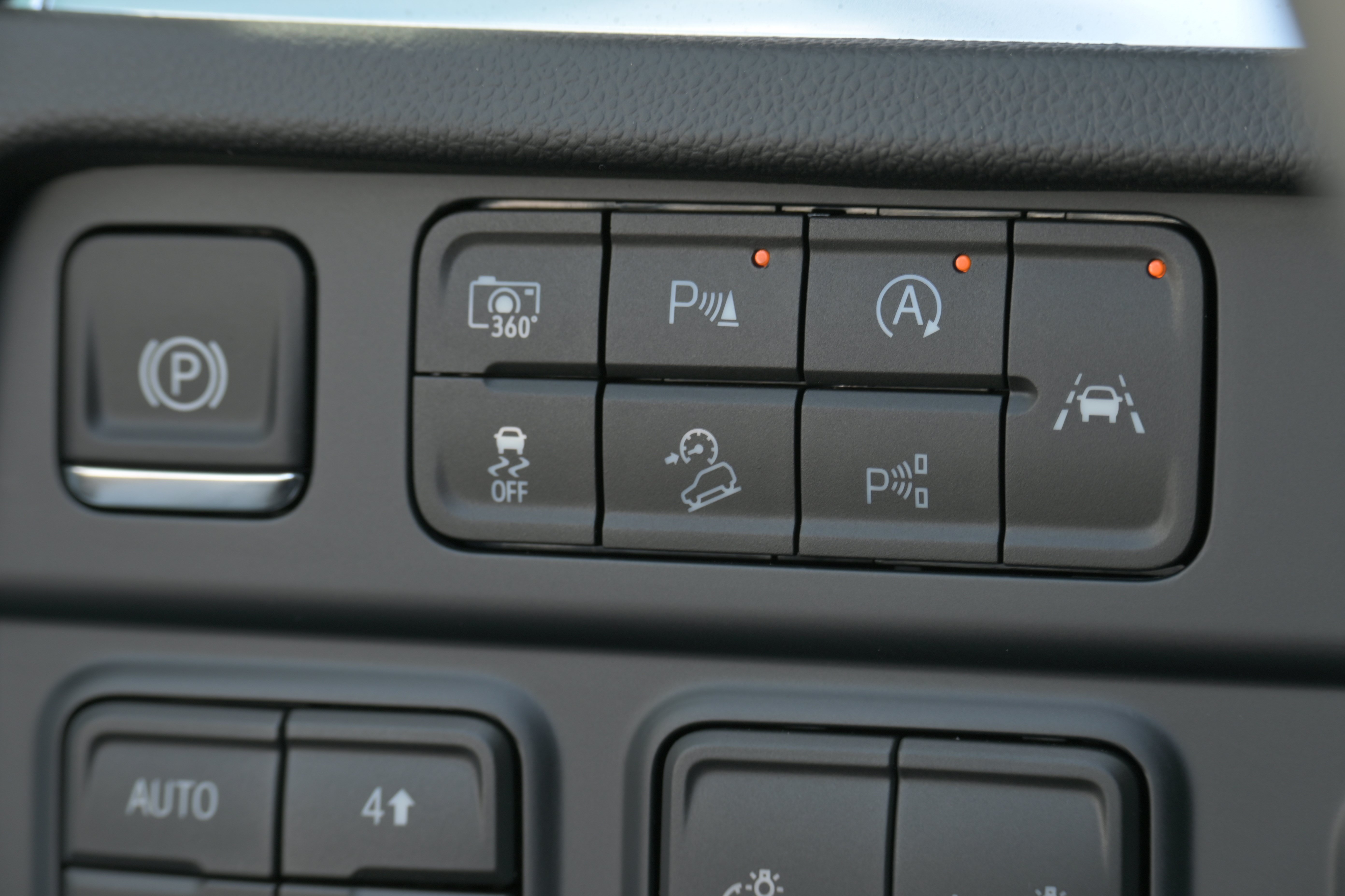 New 2026 Chevrolet Suburban Premier AWD/4WD image 31