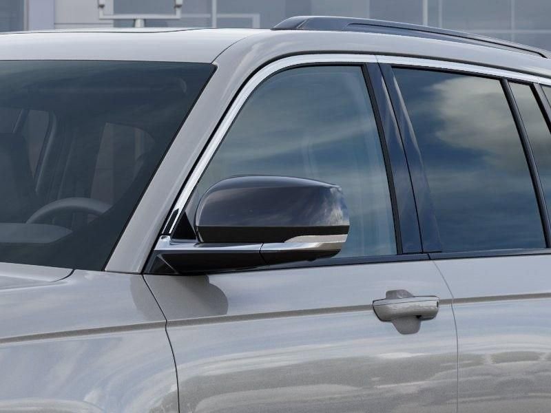 New 2025 Jeep Grand Cherokee Overland image 12