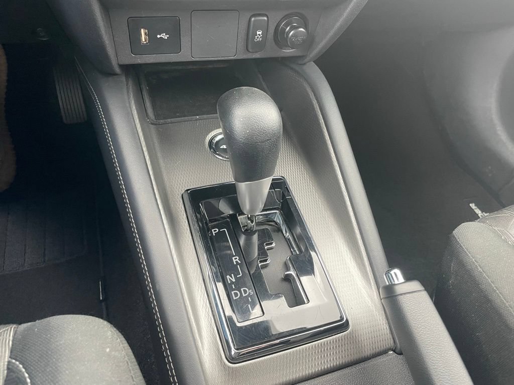 Used 2024 Mitsubishi Outlander Sport ES AWD/4WD image 12