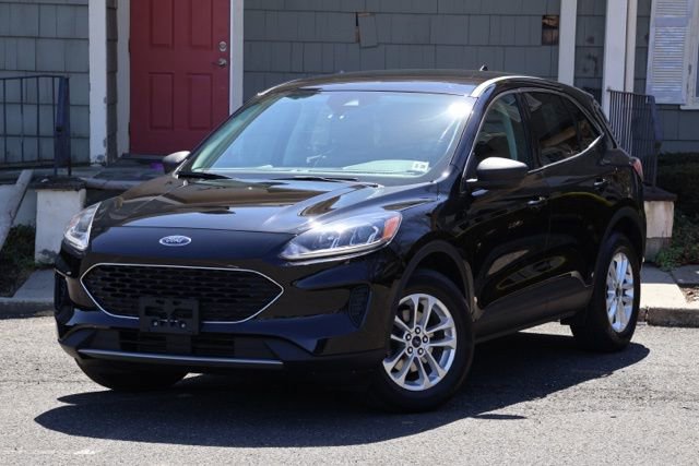Certified 2022 Ford Escape SE w/ Convenience Package