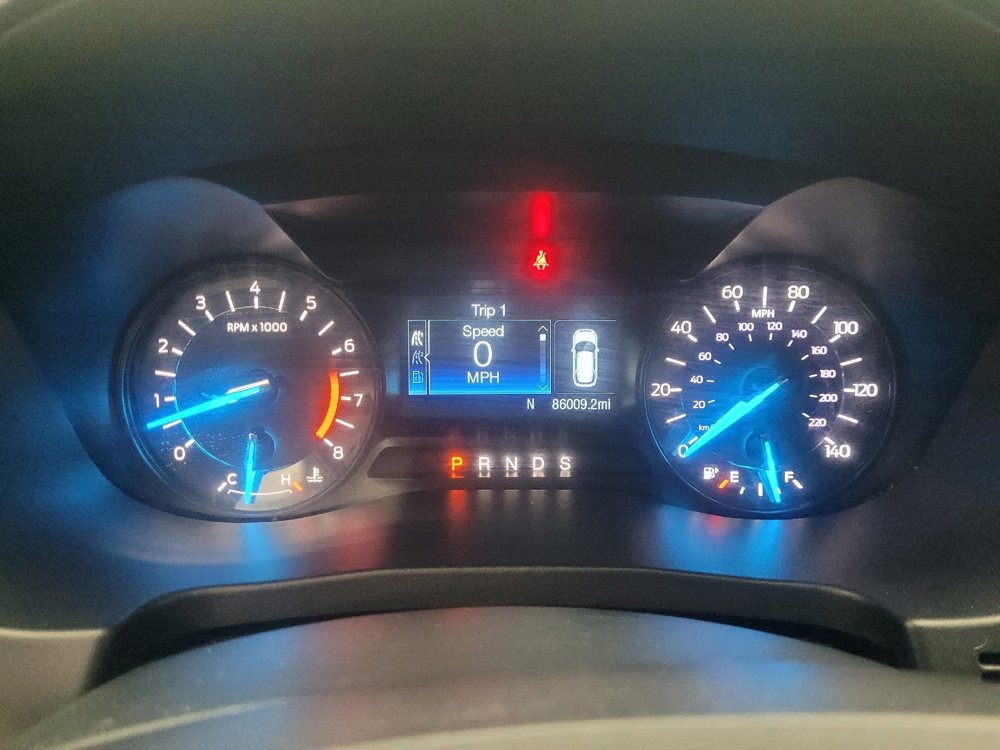 Used 2018 Ford Explorer XLT FWD image 23