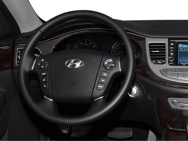 Used 2013 Hyundai Genesis 3.8 w/ Premium Pkg RWD image 9