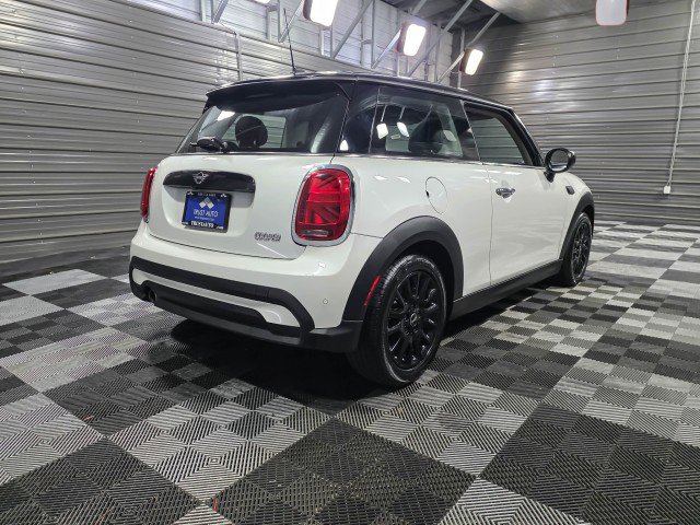 Used 2023 MINI Cooper 2-Door Hardtop image 5