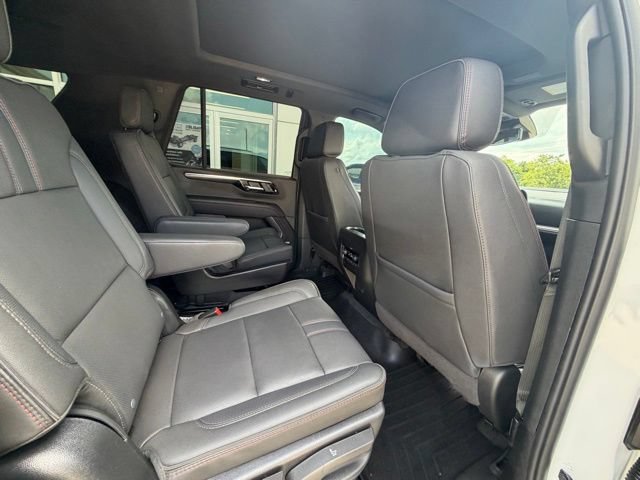 Used 2025 Chevrolet Tahoe RST w/ Comfort Package AWD/4WD image 19