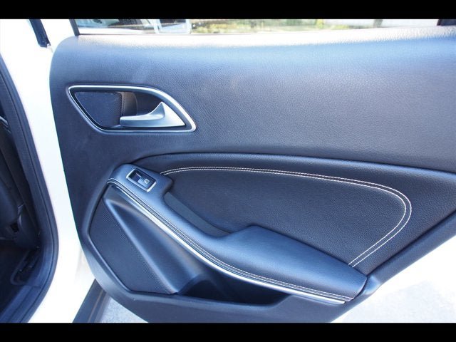 Used 2019 Mercedes-Benz GLA 250 4MATIC image 15
