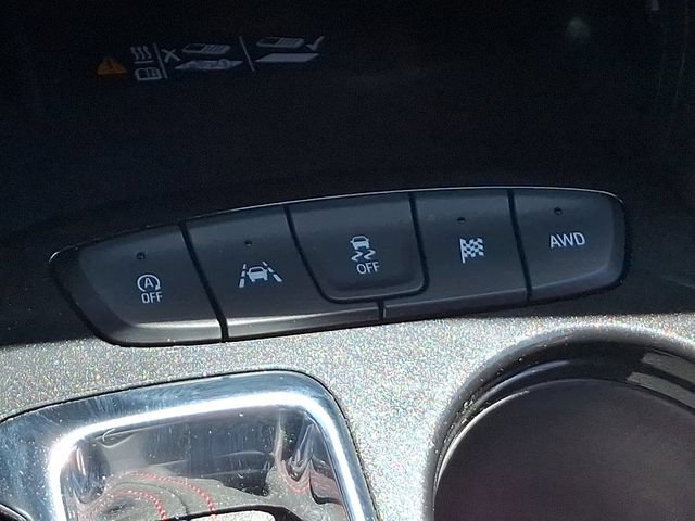 Used 2025 Chevrolet TrailBlazer RS w/ Convenience Package AWD/4WD image 18