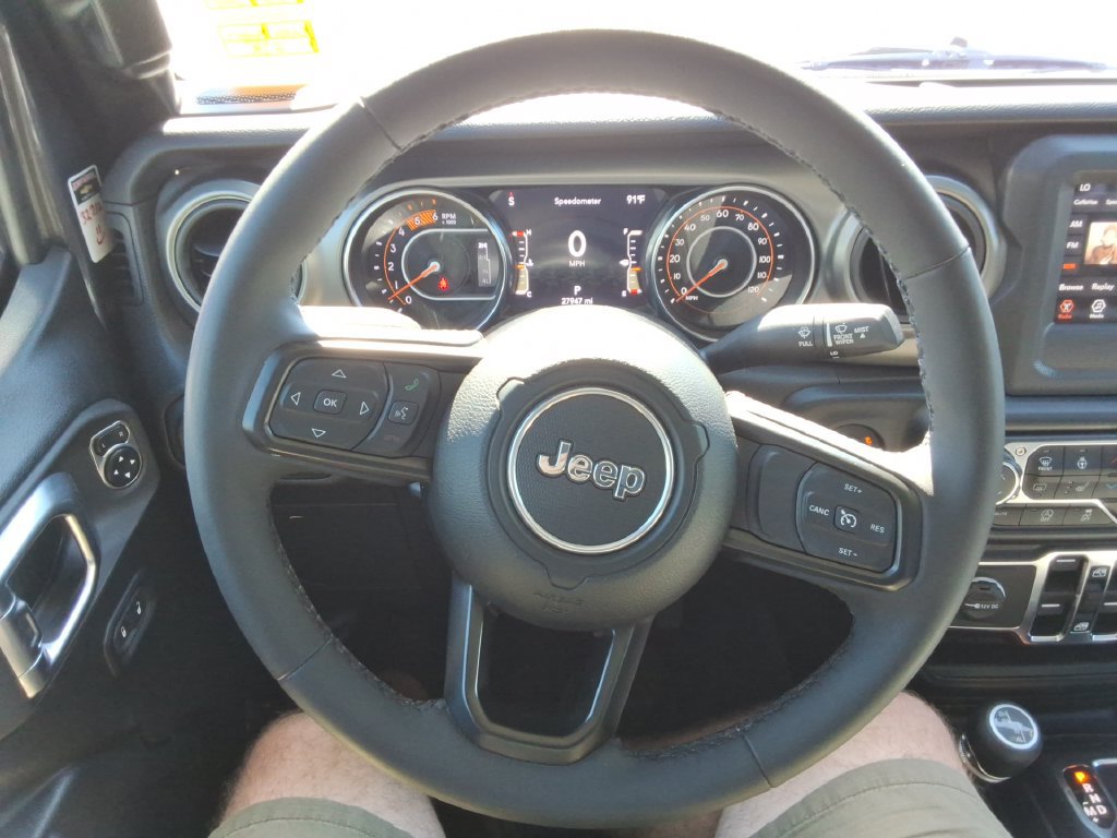 Used 2023 Jeep Gladiator Sport AWD/4WD image 24