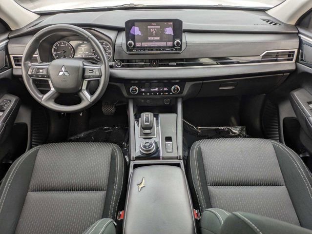 Used 2022 Mitsubishi Outlander ES AWD/4WD image 15