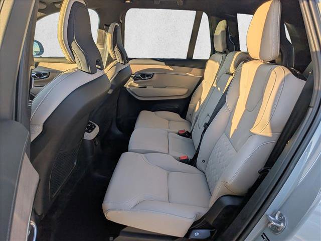 New 2026 Volvo XC90 T8 Ultra w/ Protection Package Premier image 17