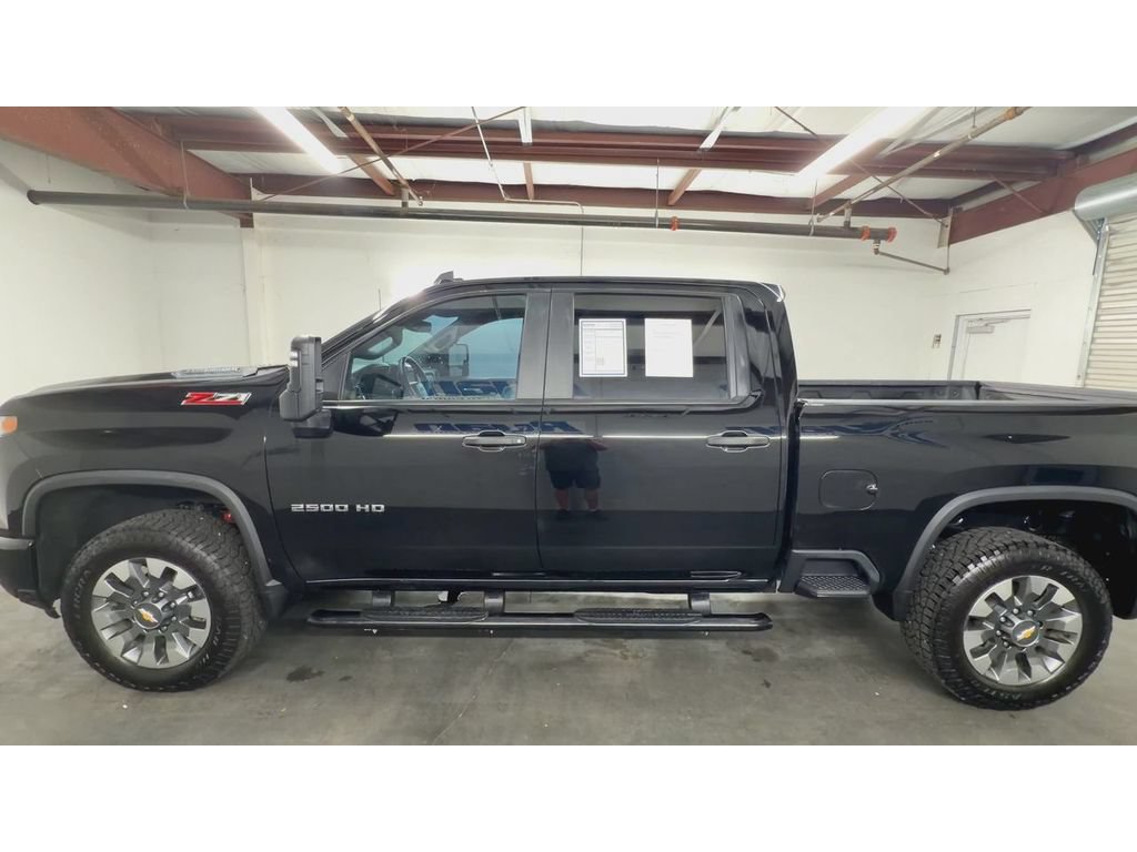 Used 2024 Chevrolet Silverado 2500 Custom w/ Custom Value Package AWD/4WD image 5