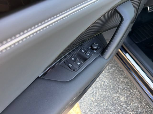 Used 2025 Volkswagen Tiguan SEL R-Line AWD/4WD image 14