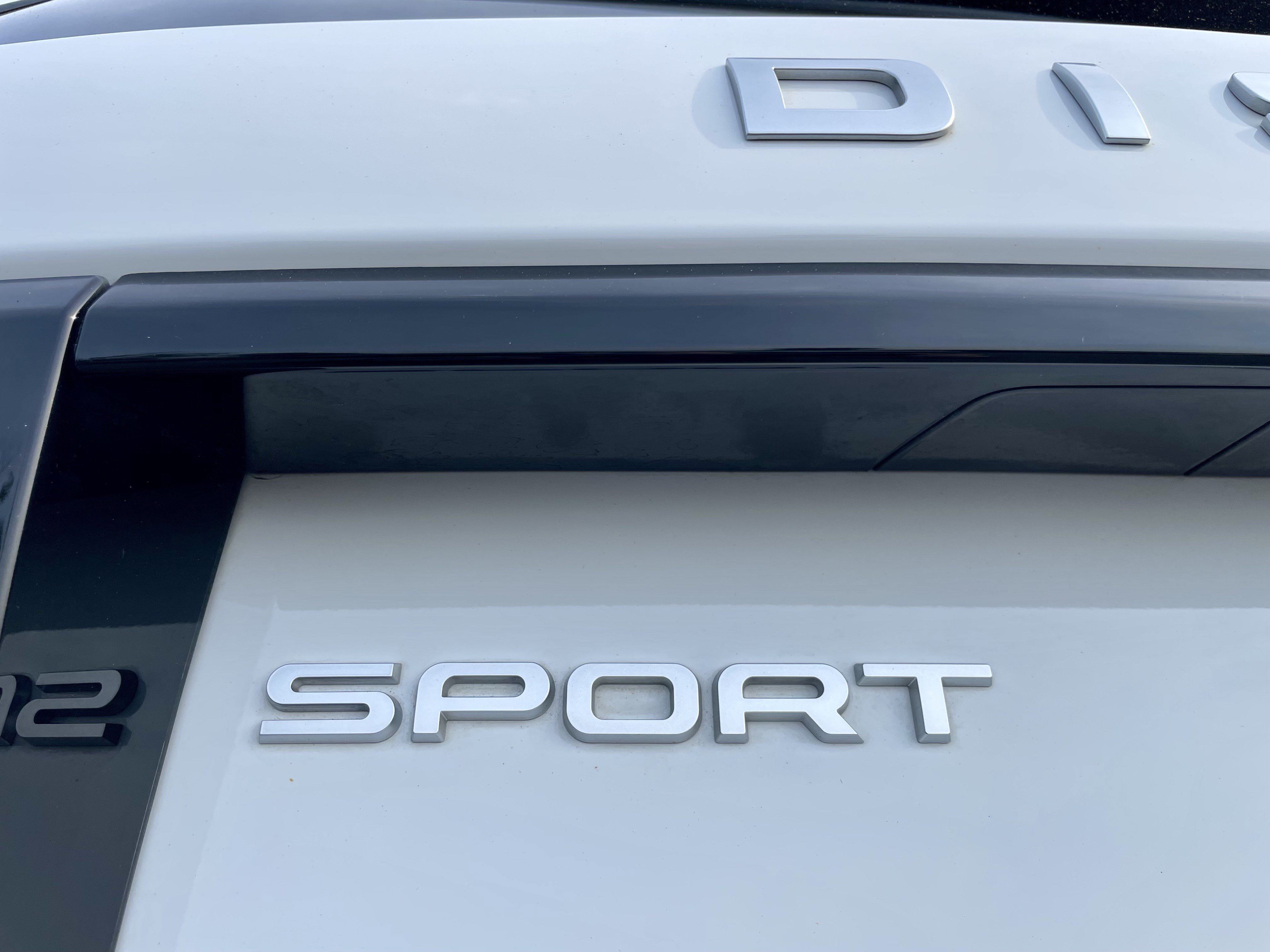 Certified 2025 Land Rover Discovery Sport S AWD/4WD image 33