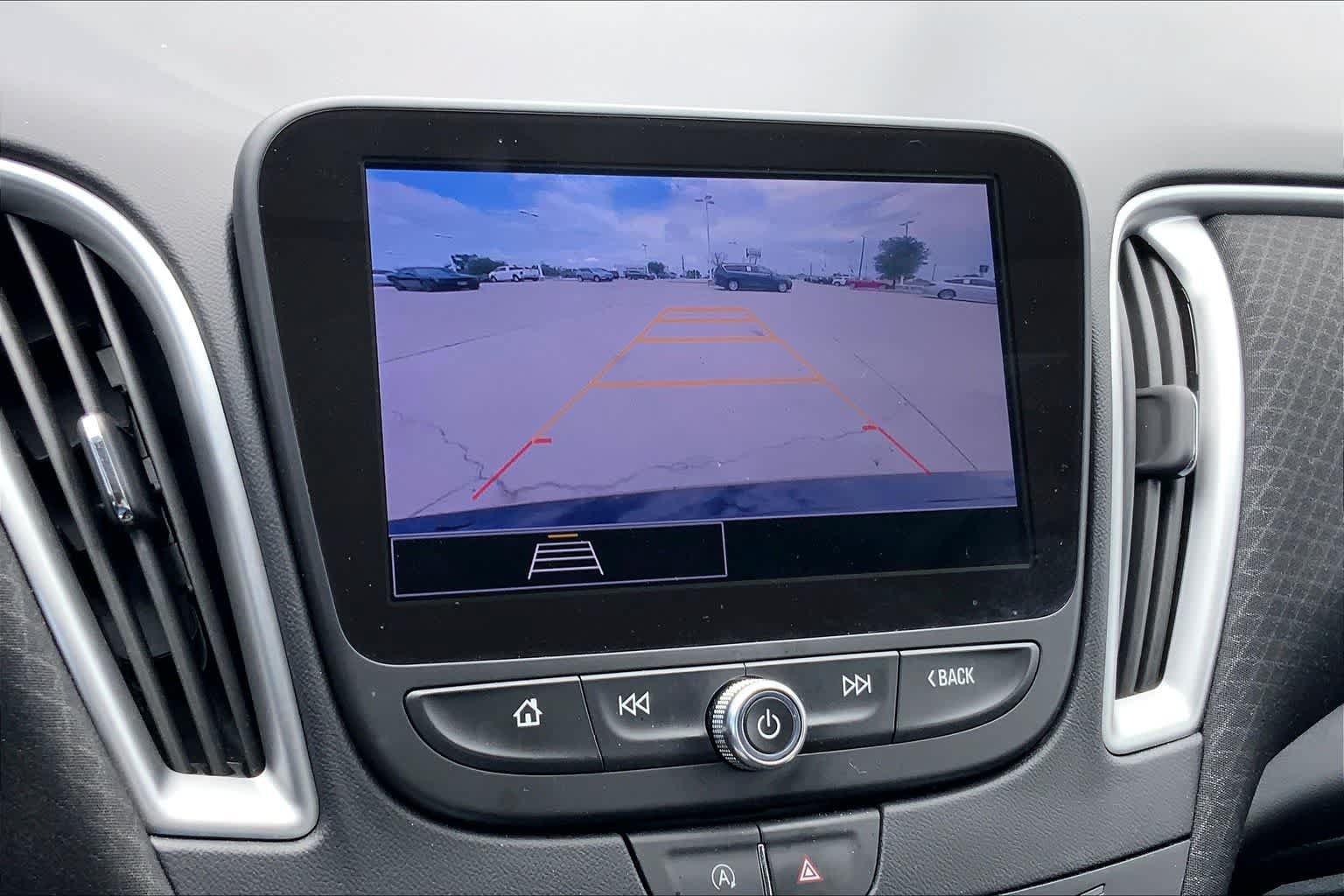 Used 2025 Chevrolet Malibu RS FWD image 29